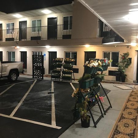 莱克伍德 The Carasaljo汽车旅馆 外观 照片
